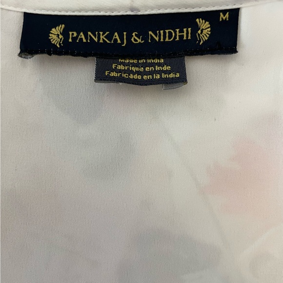 Flowy garden floral organza gown with ruffles and butterflies - Picture 7 of 10